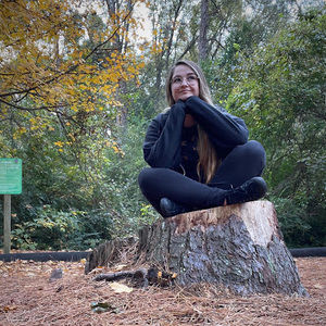 Meet your Posher, Nicole lorriane